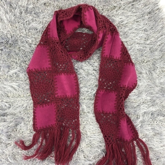 Boho Women’s O/S Purple Crochet Suede Whip Stitch Winter Fringe Patch Scarf - Picture 2 of 10